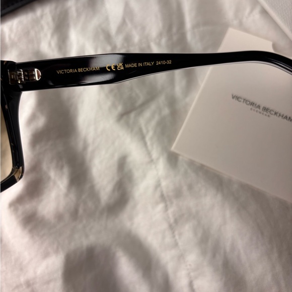 🌟FLASH SALE NO OFFERS Victoria Beckham Tortoiseshell Sunglasses - Picture 5 of 7